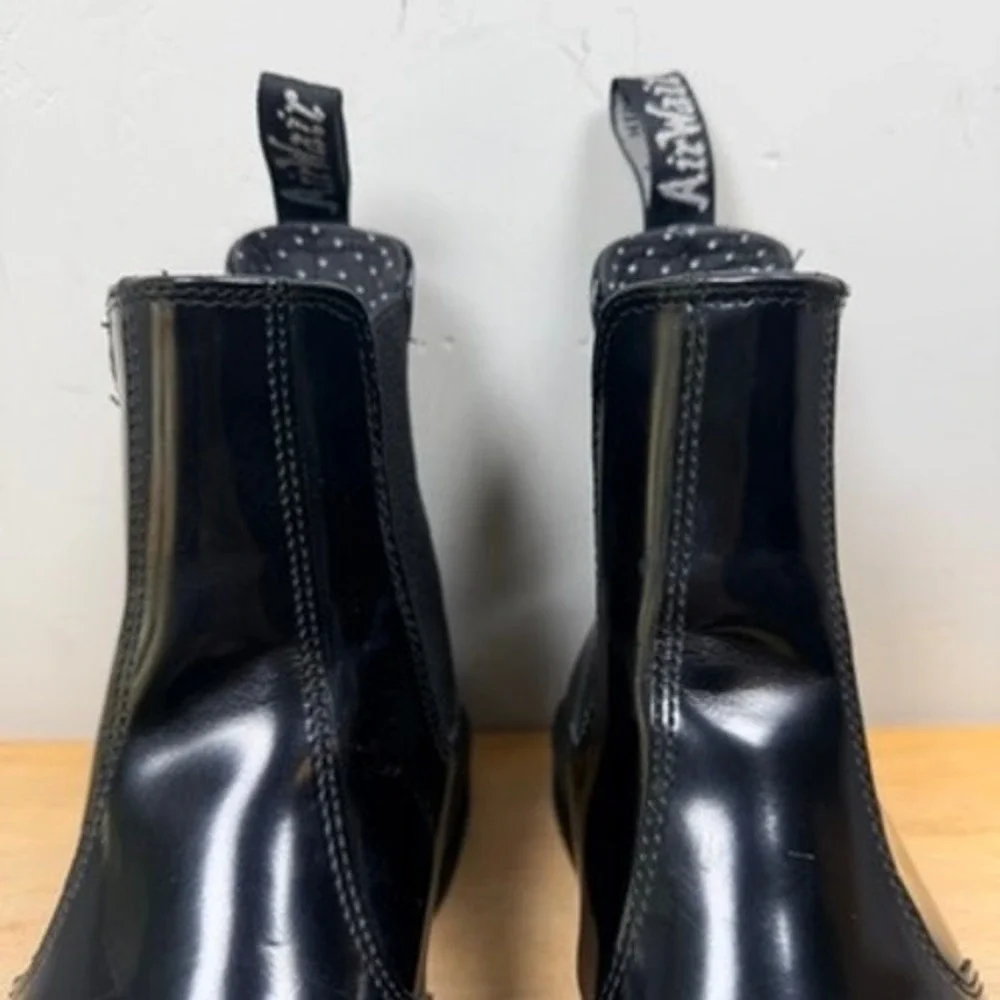Dr Martens Flora Patent‎ Leather Chelsea Boot Pull On Ankle Black Womens 7 Black